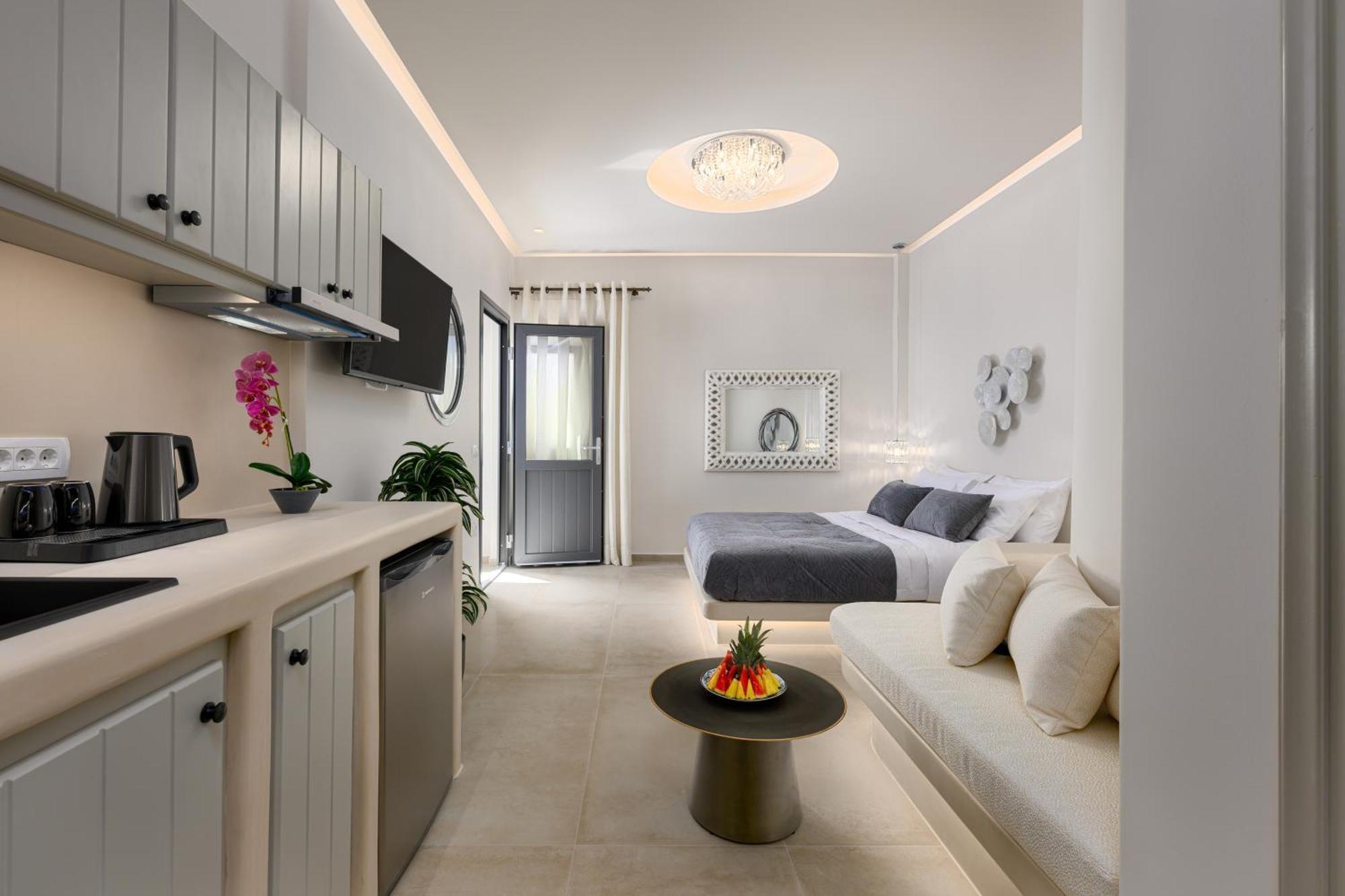 Galaria Serenity Suites Vothon Ngoại thất bức ảnh