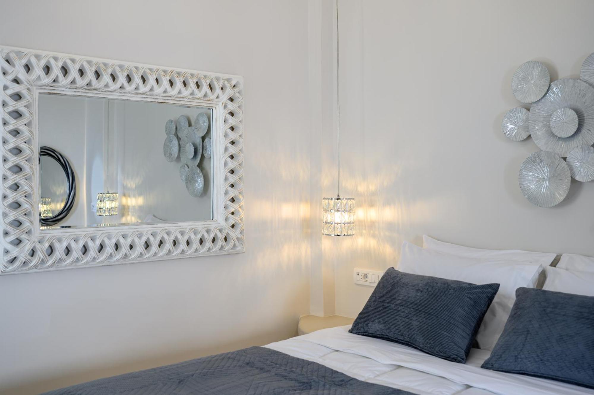 Galaria Serenity Suites Vothon Ngoại thất bức ảnh