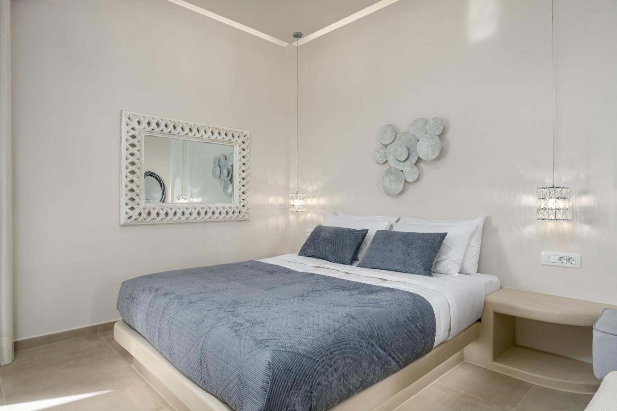 Galaria Serenity Suites Vothon Ngoại thất bức ảnh
